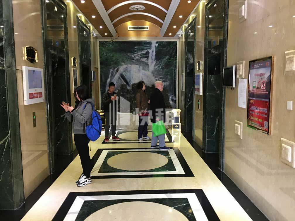 C大堂电梯间