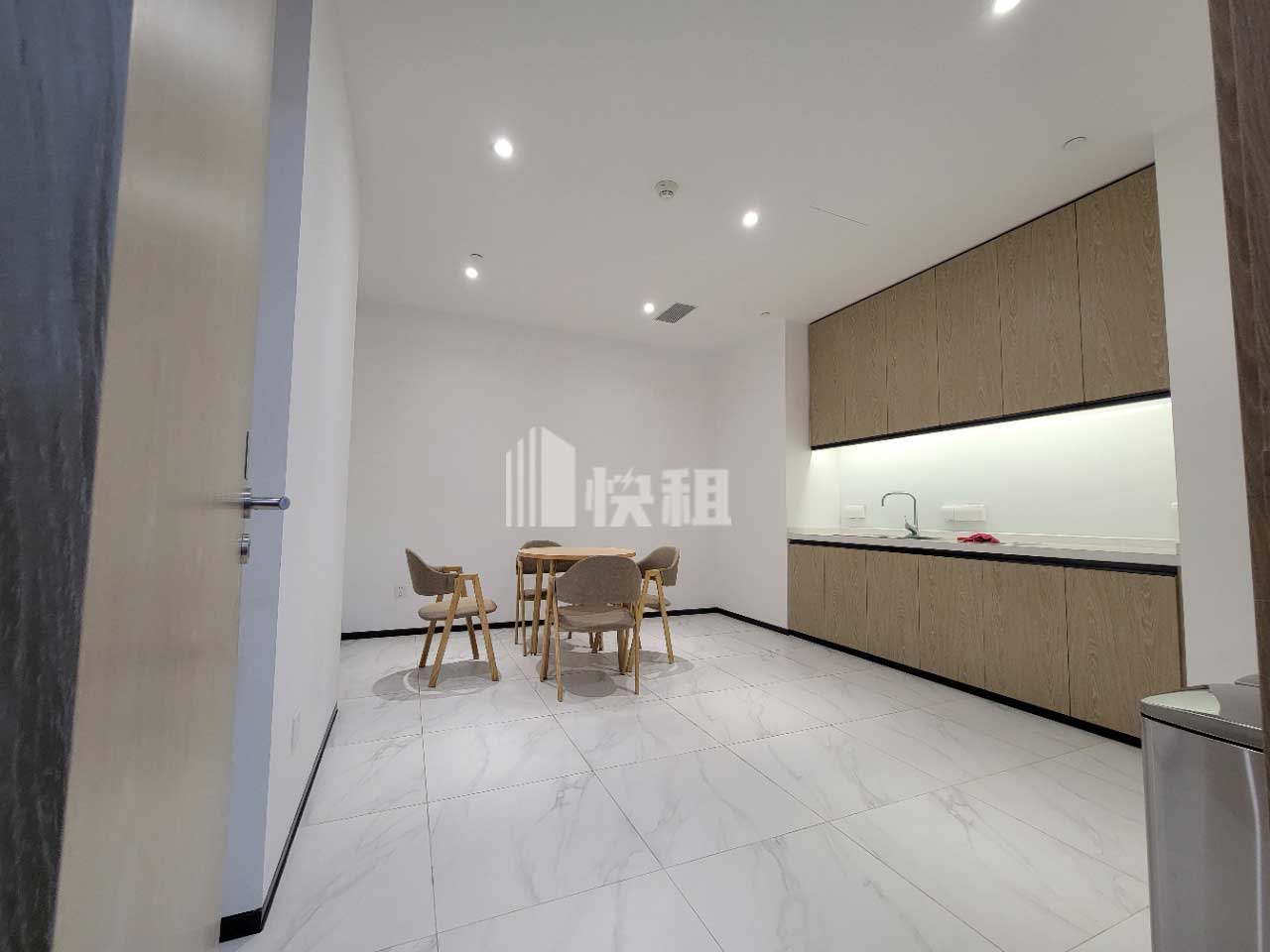 新辰临港中心公共区域