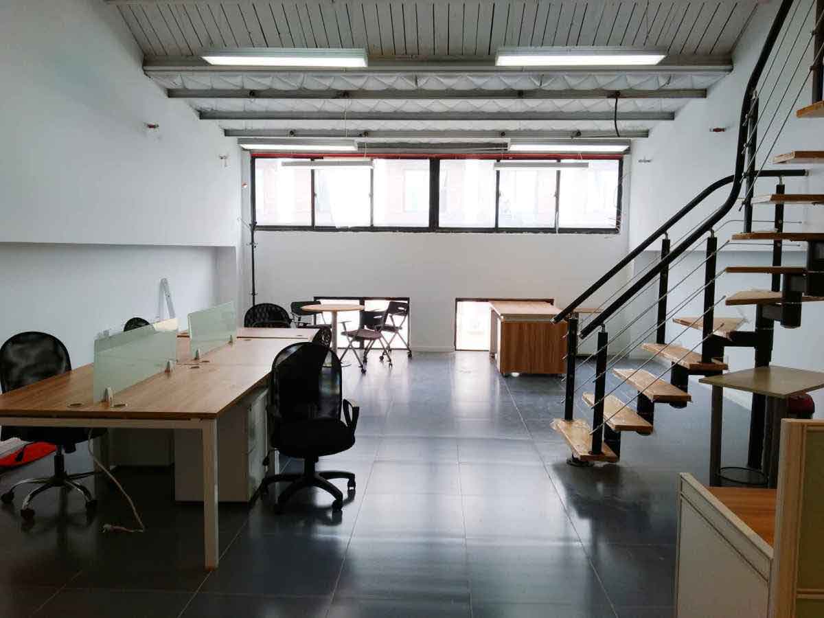 n_v25e1ae8e45f1c46c5aef8d76db7834c90