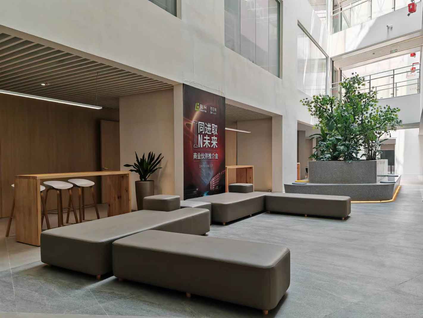 百空间永兴仓库写字楼内部