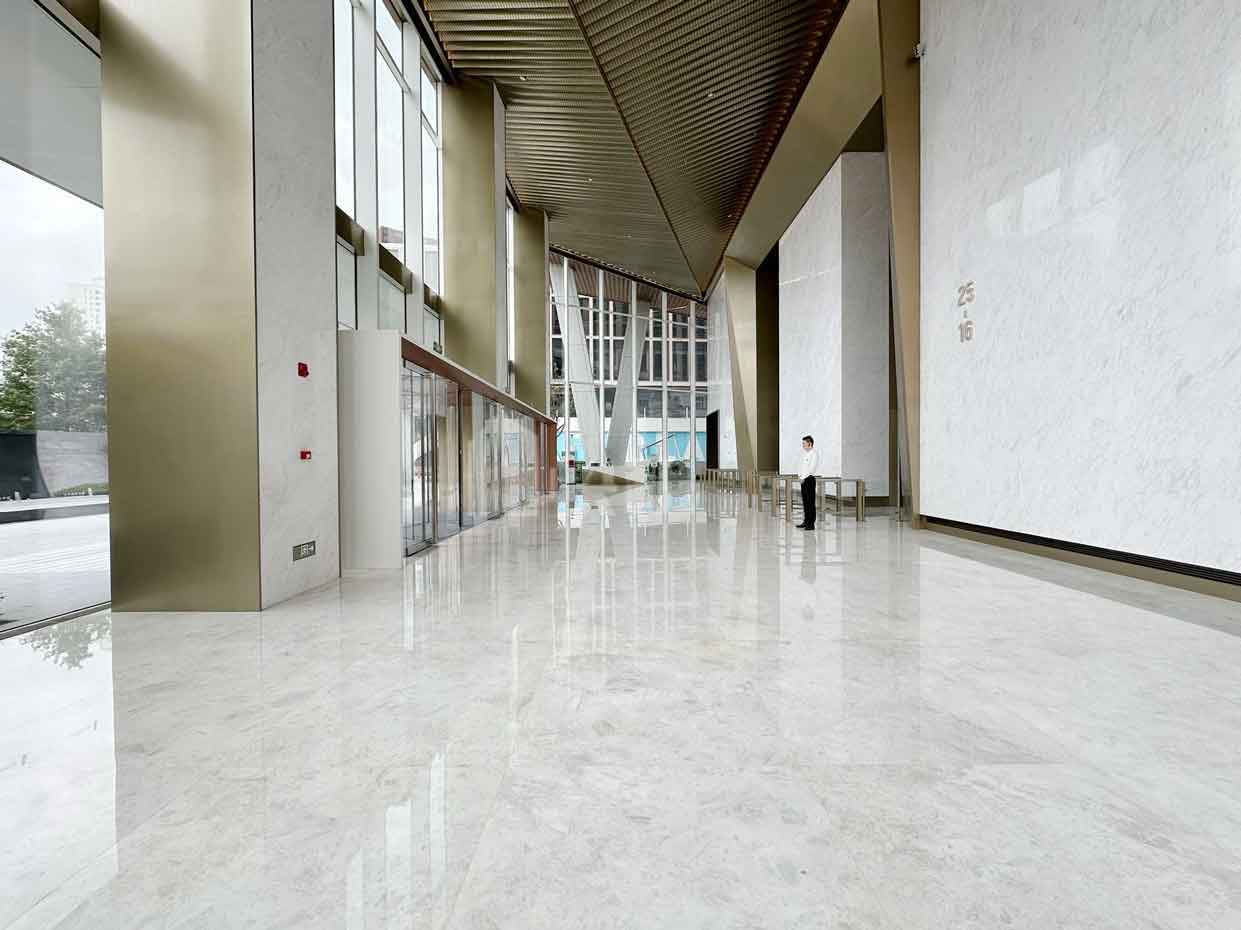 国华金融中心大堂