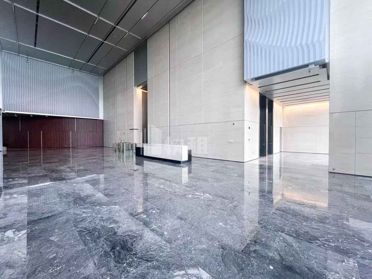 北外滩金茂中心大堂