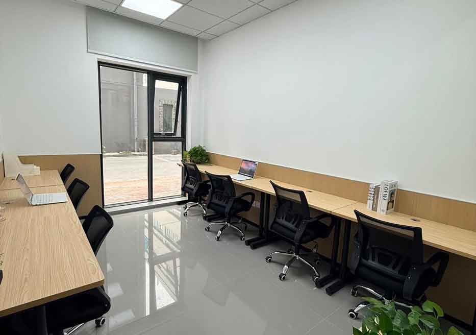 创富港(七莘路182花园)外侧7人间