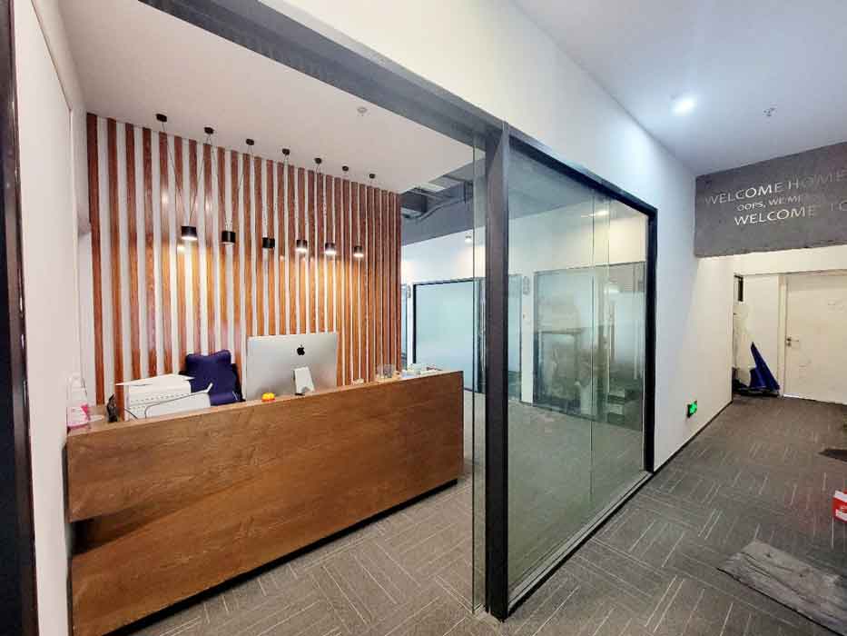 德必陆家嘴WE575办公室前滩