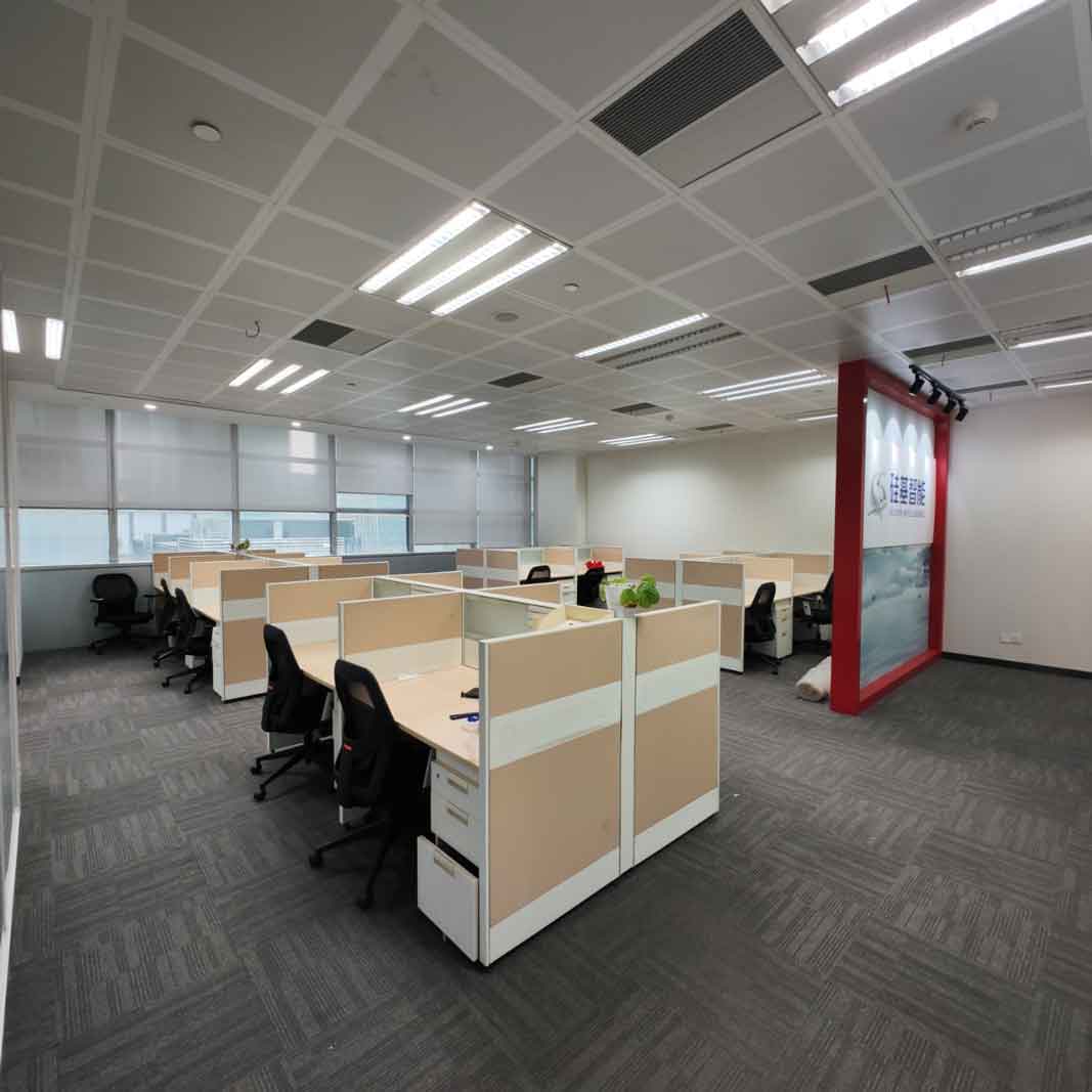 大华银行大厦213平公共办公区