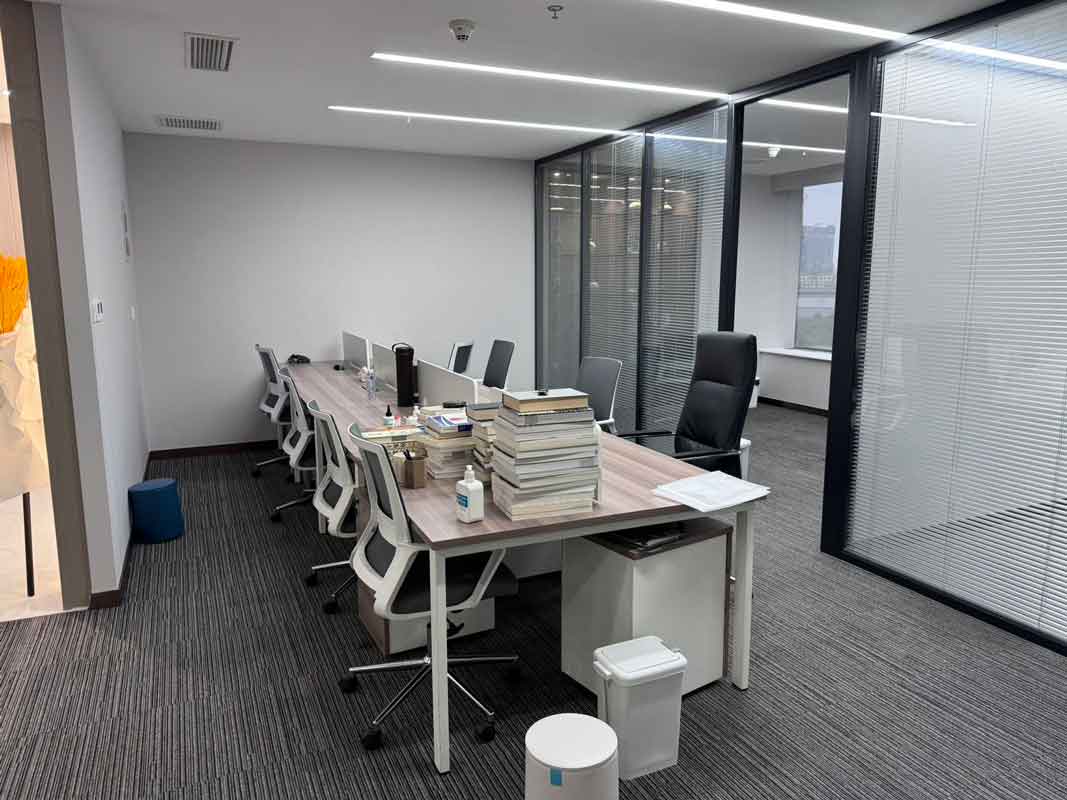 中国船舶大厦255㎡