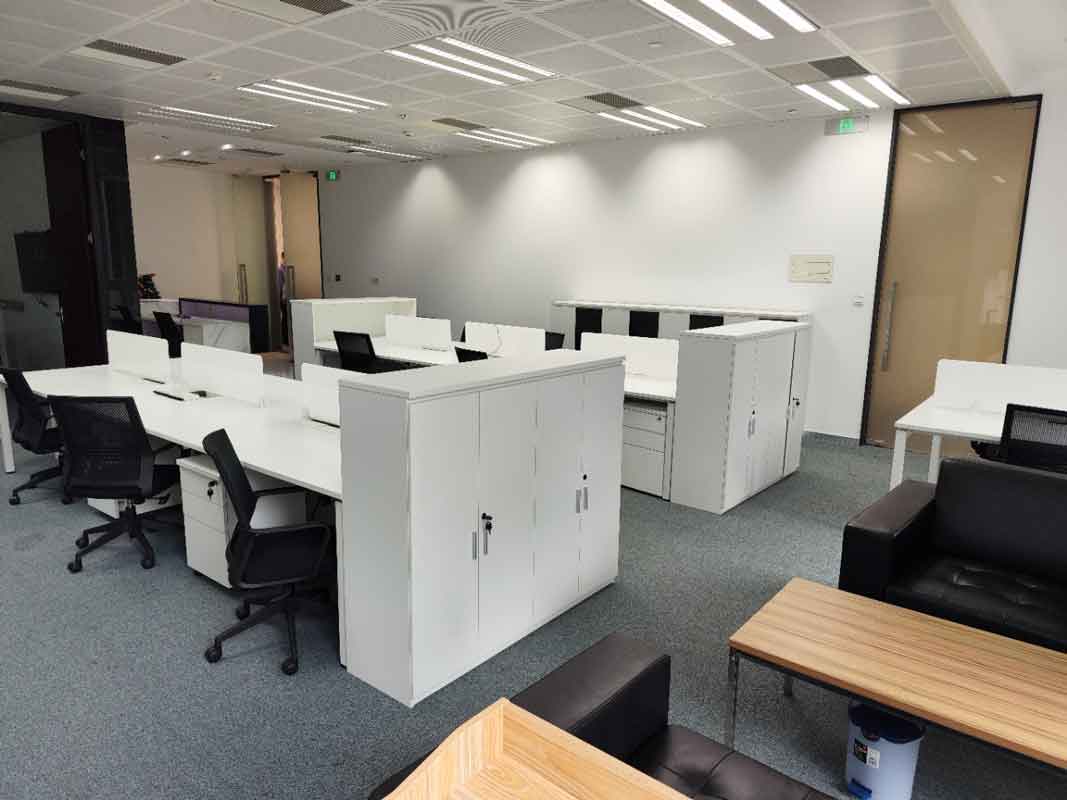 大华银行大厦213平办公室