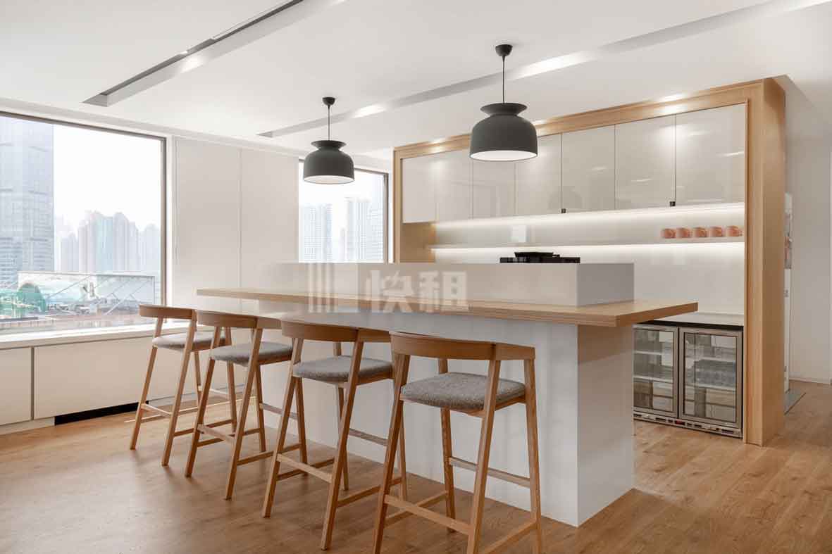 雷格斯(恒生银行大厦)生活区