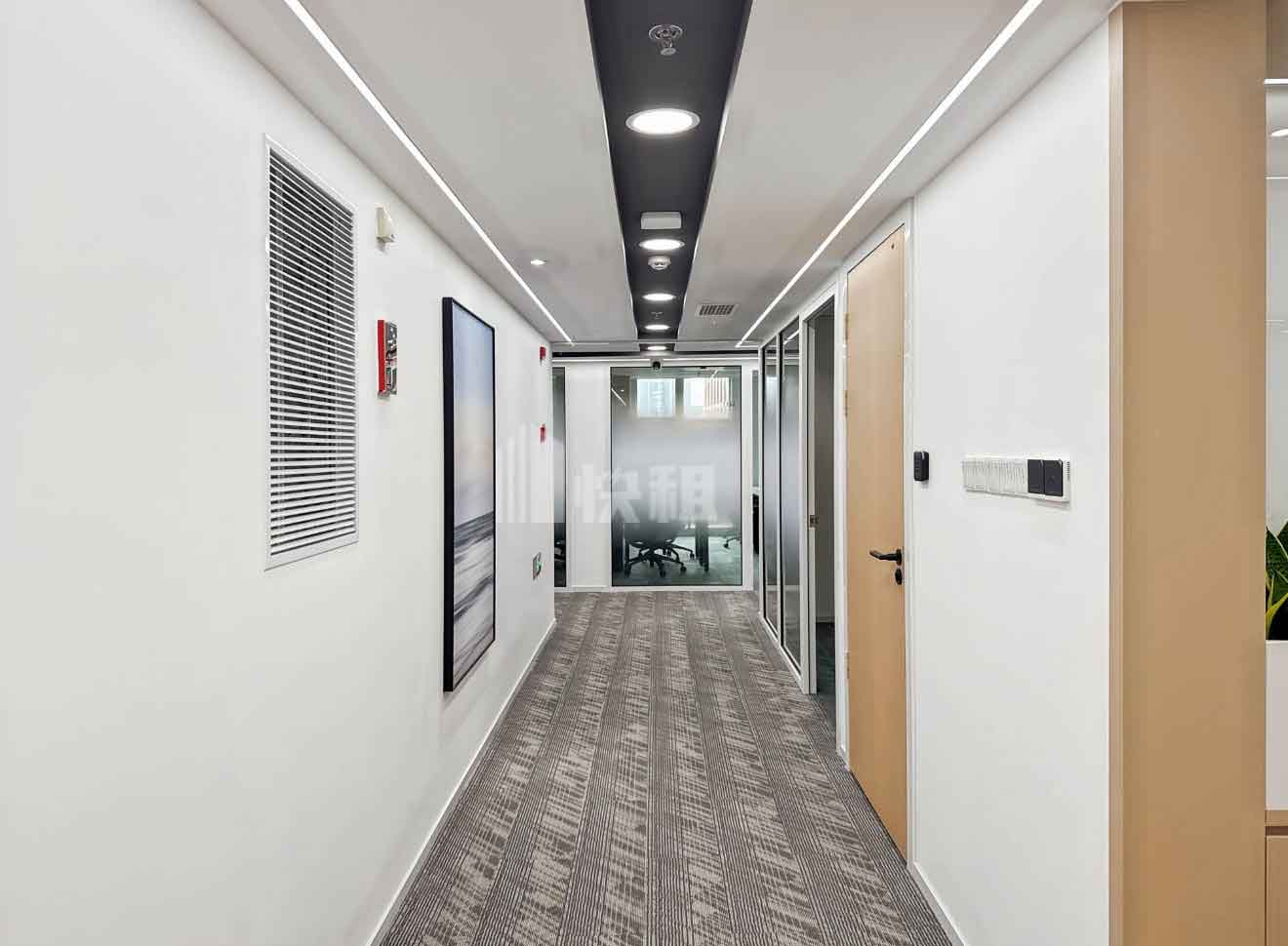 雷格斯(亚洲大厦)内部