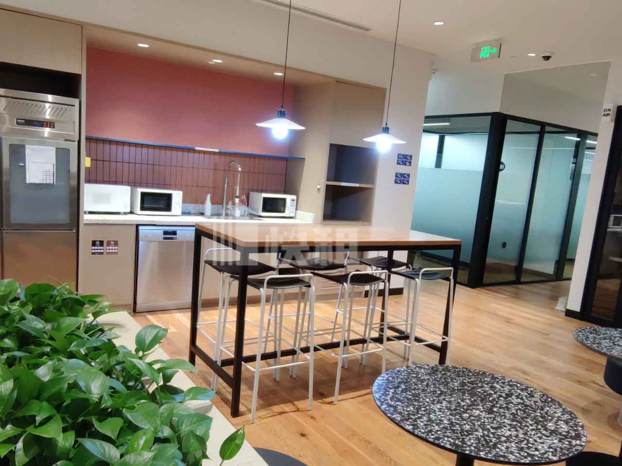 Base632(上海中心大厦)生活区