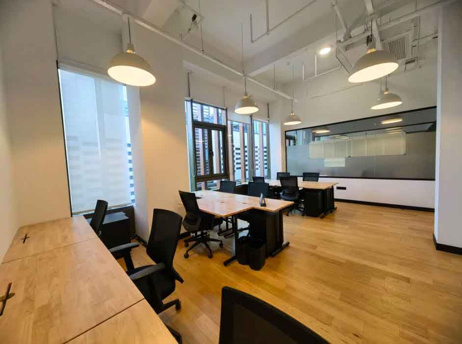 WeWork(凯瑞大厦)外侧10人间