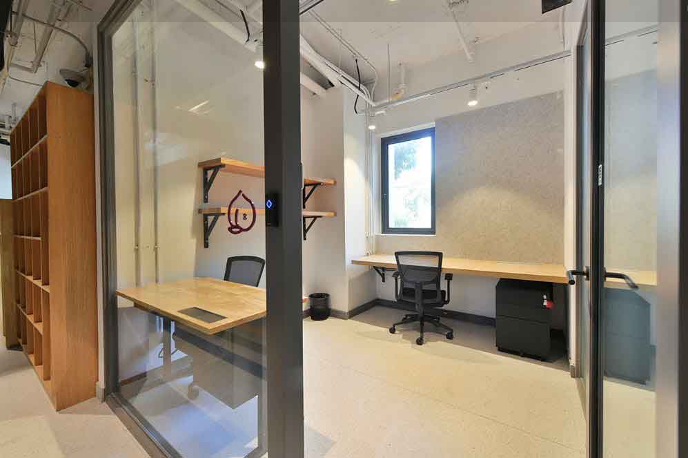 WeWork(湖南路328号)外侧2人间