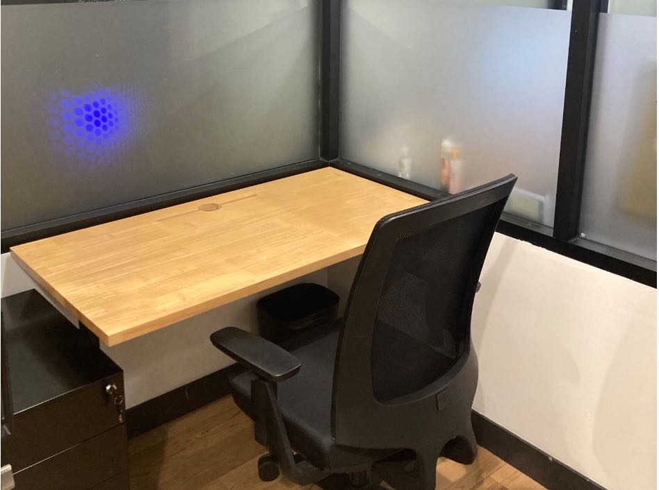 WeWork(延平路135号)内侧1人间