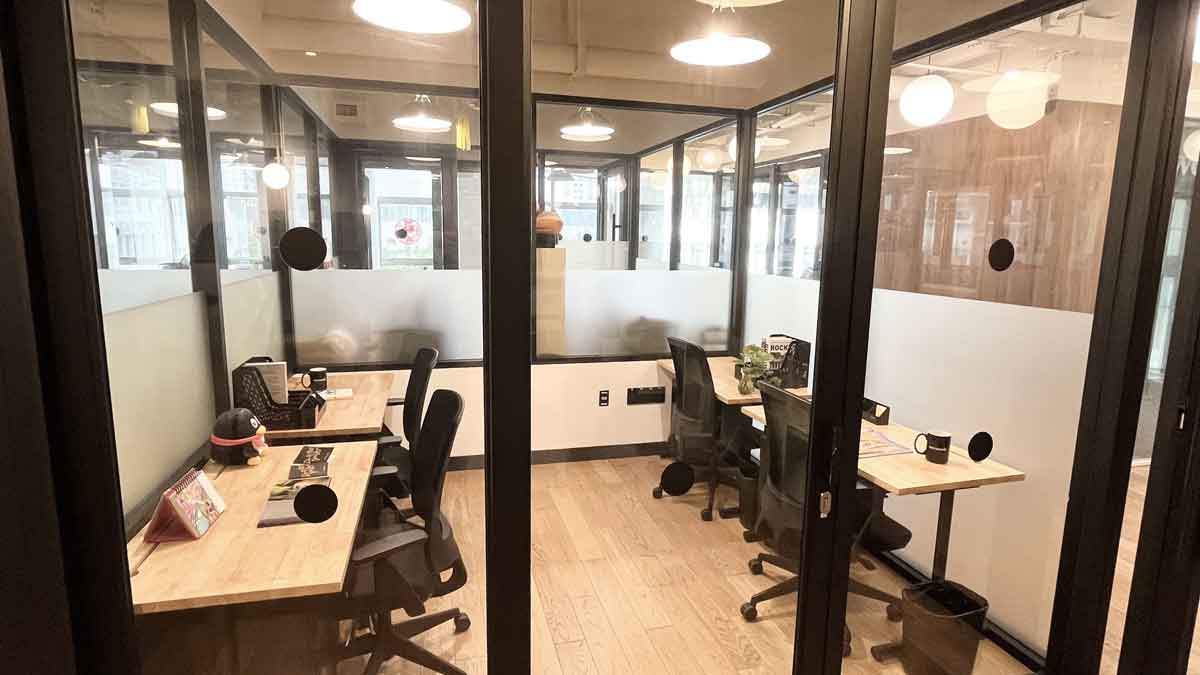 WeWork(延平路135号)内侧4人间