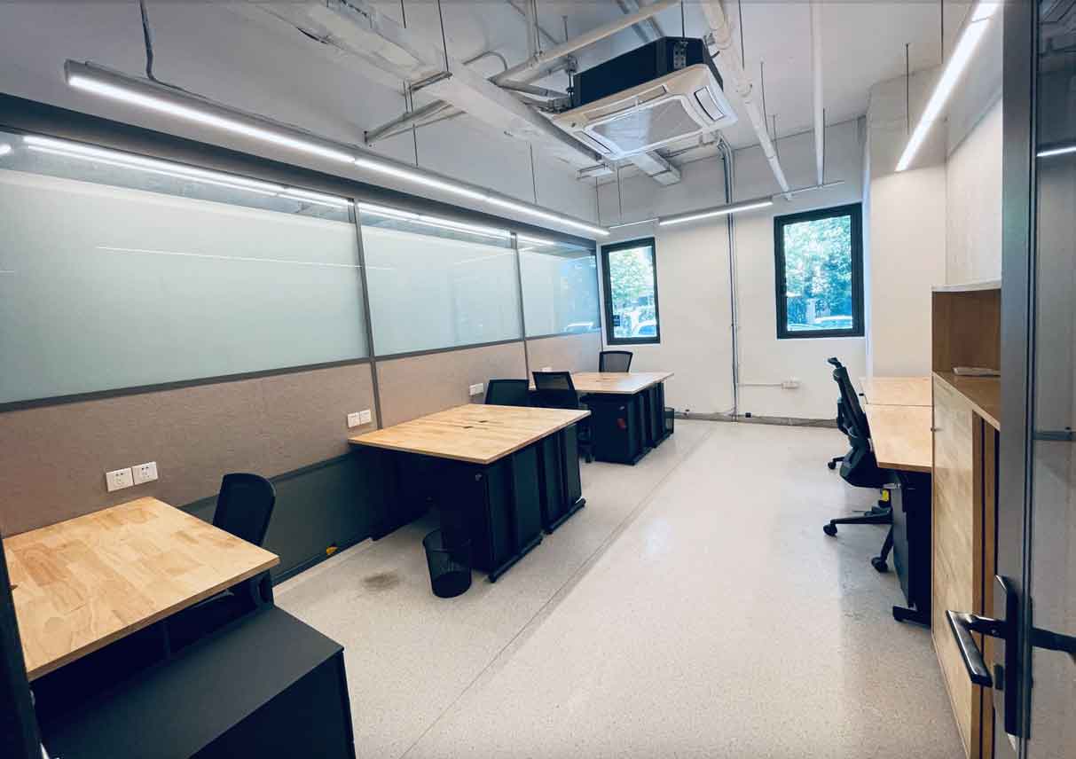 WeWork(湖南路328号)外侧8人间