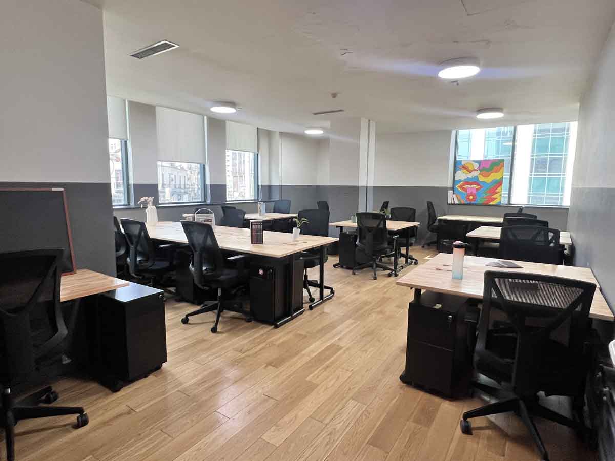 WeWork(远洋商业大厦)外侧23人间