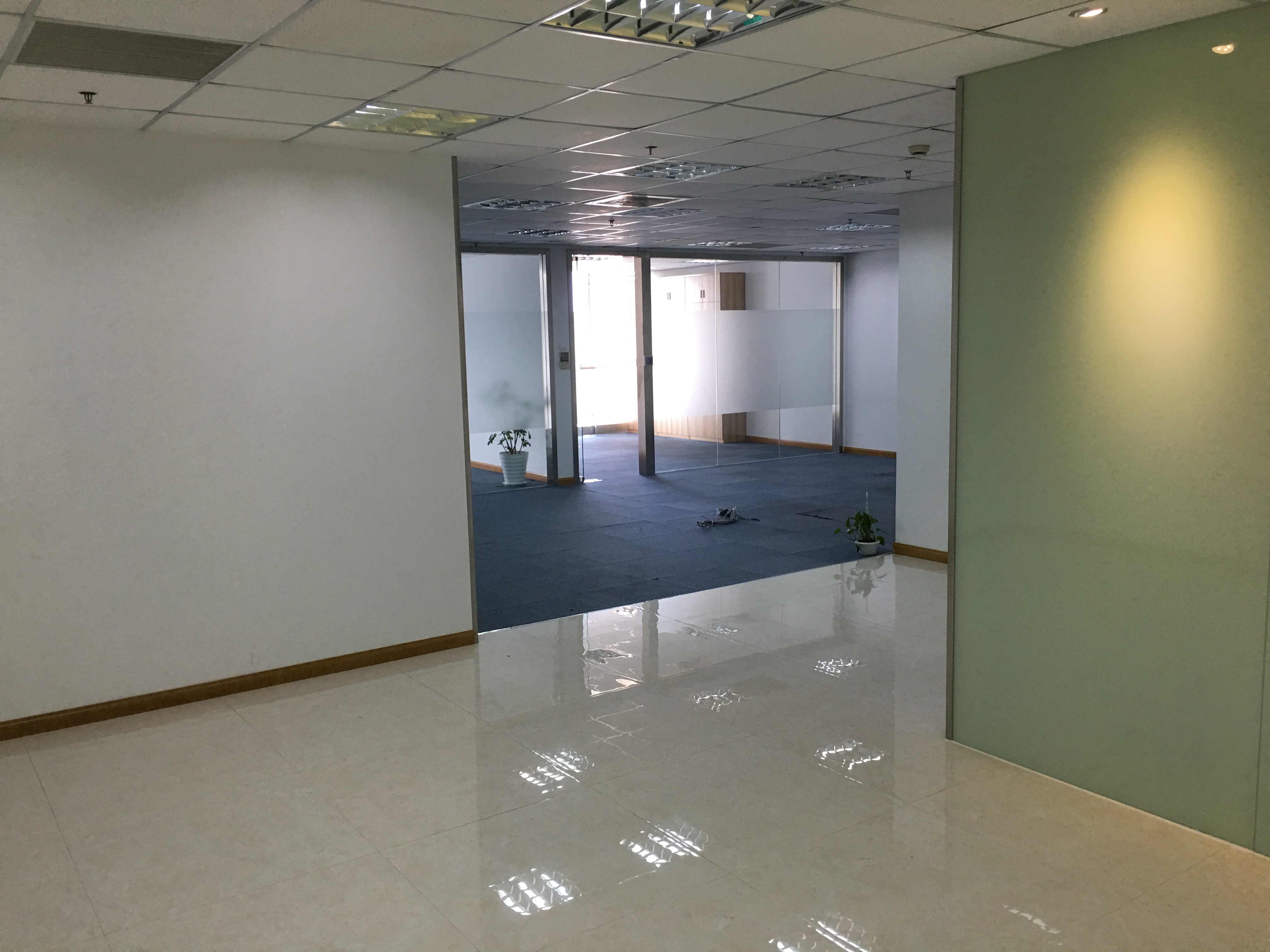 证大立方大厦172 ㎡