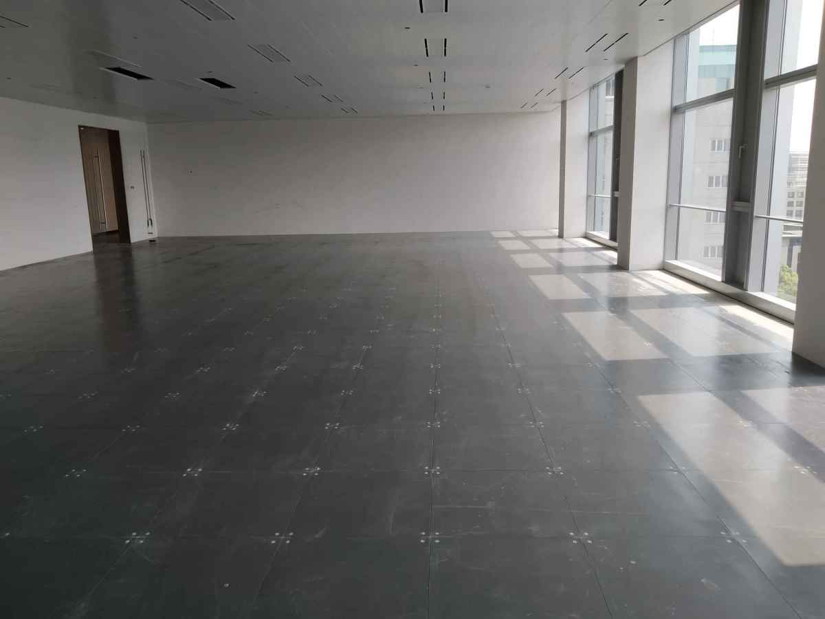 n_v2385fbce0e6784b1c831f770b03789512