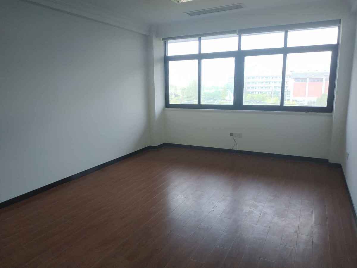 融汇958创意园68㎡