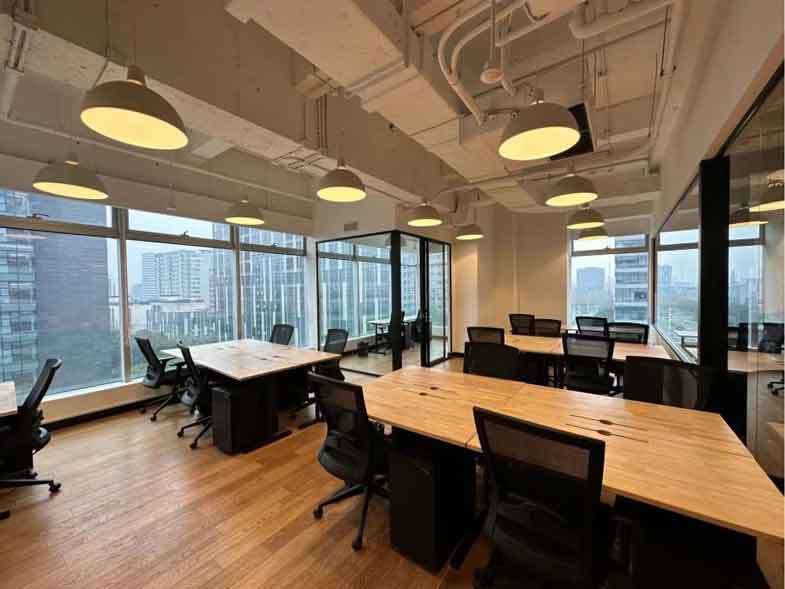 WeWork(利丰广场)外侧17人间