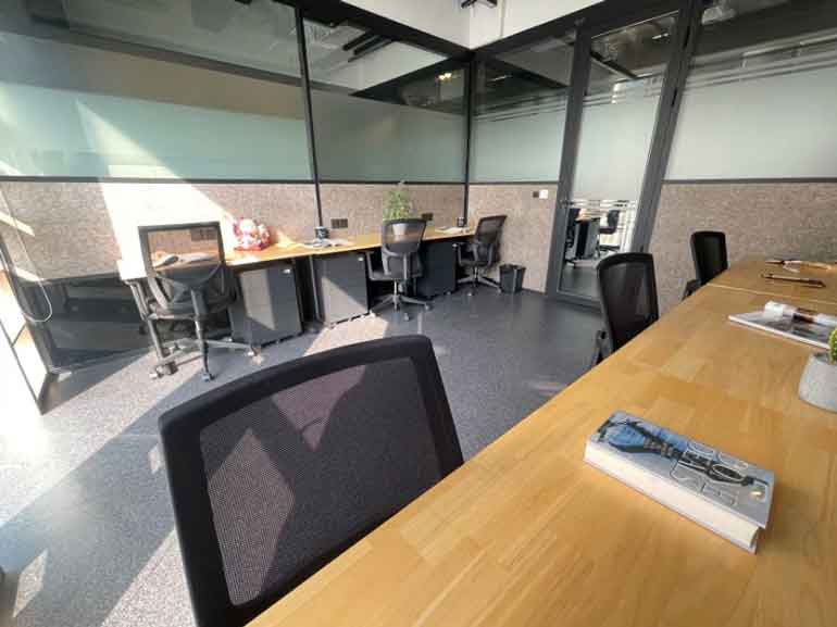 WeWork(复兴中路1237号)内侧6人间