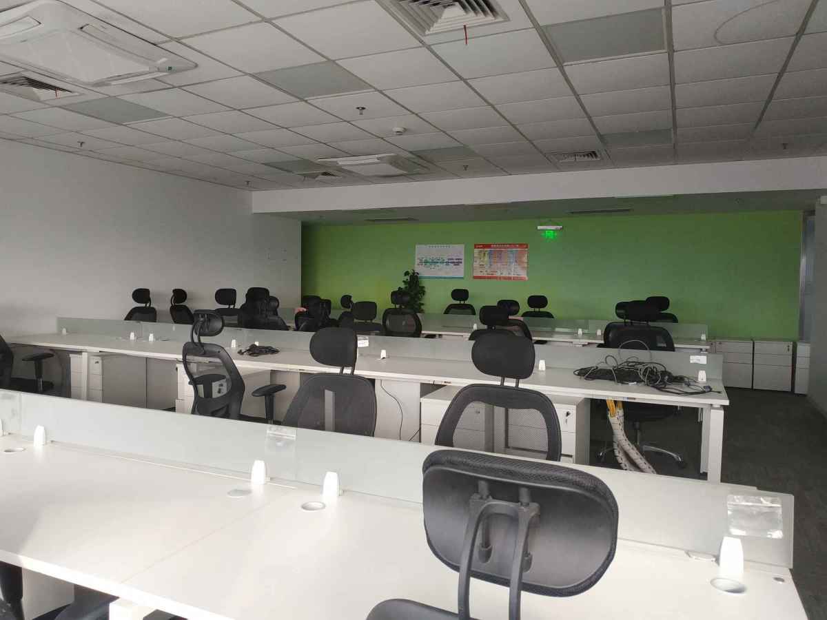 n_v2a911171644f246df8c0e570155e041ce