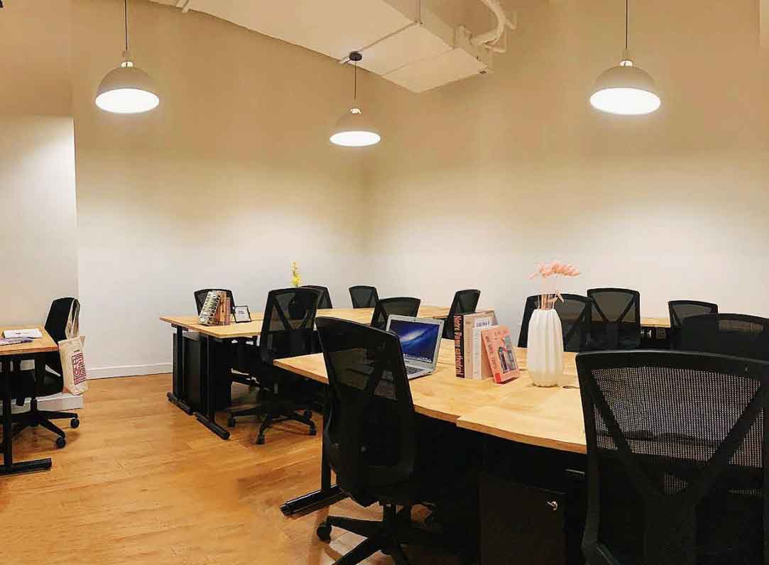 WeWork(远洋商业大厦)内侧13人间