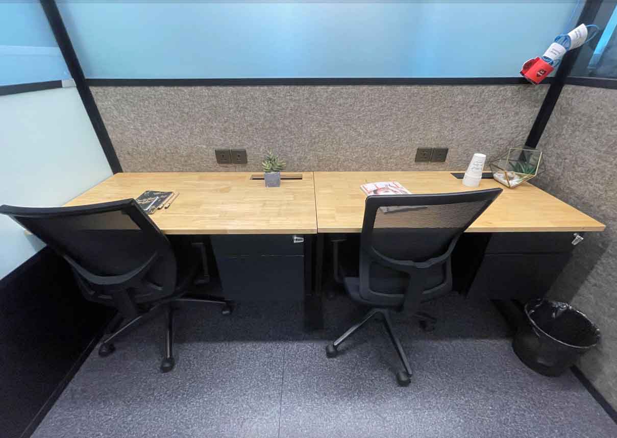 WeWork(复兴中路1237号)内侧2人间