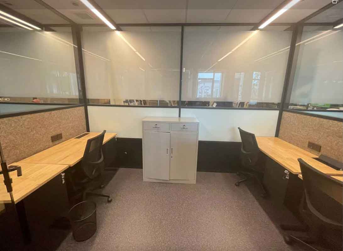 WeWork(复兴中路1237号)内侧4人间