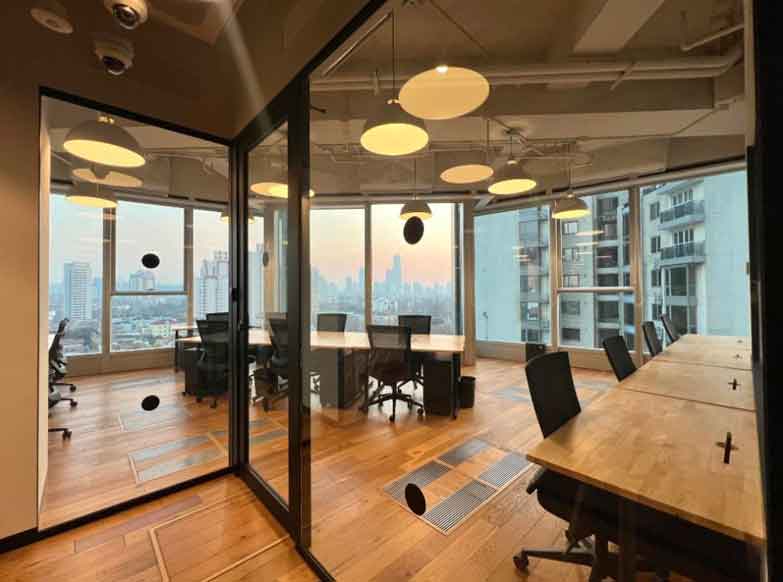 WeWork(世纪商贸广场)外侧15人间