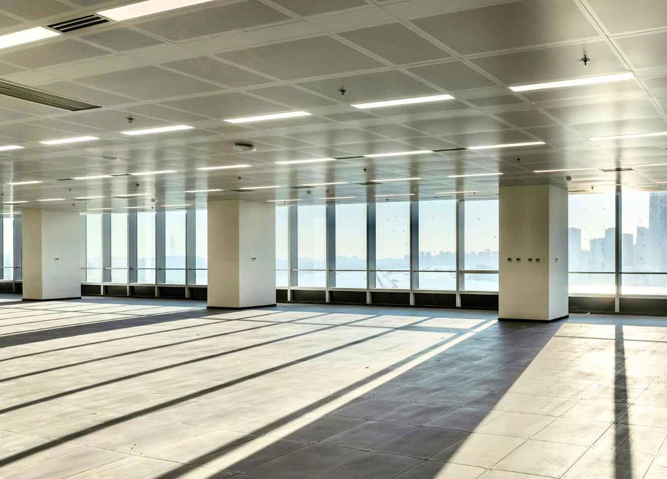 世博耀华商务中心588㎡