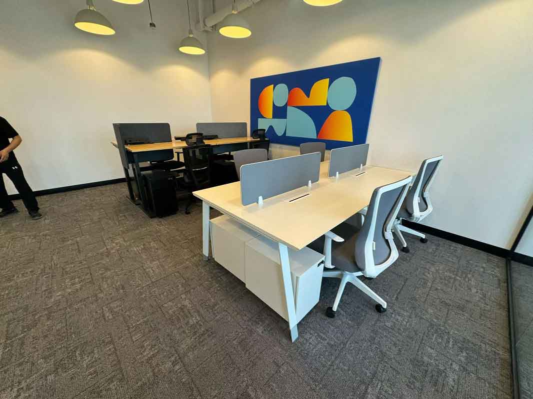 WeWork(东方明珠凯旋中心)8人间