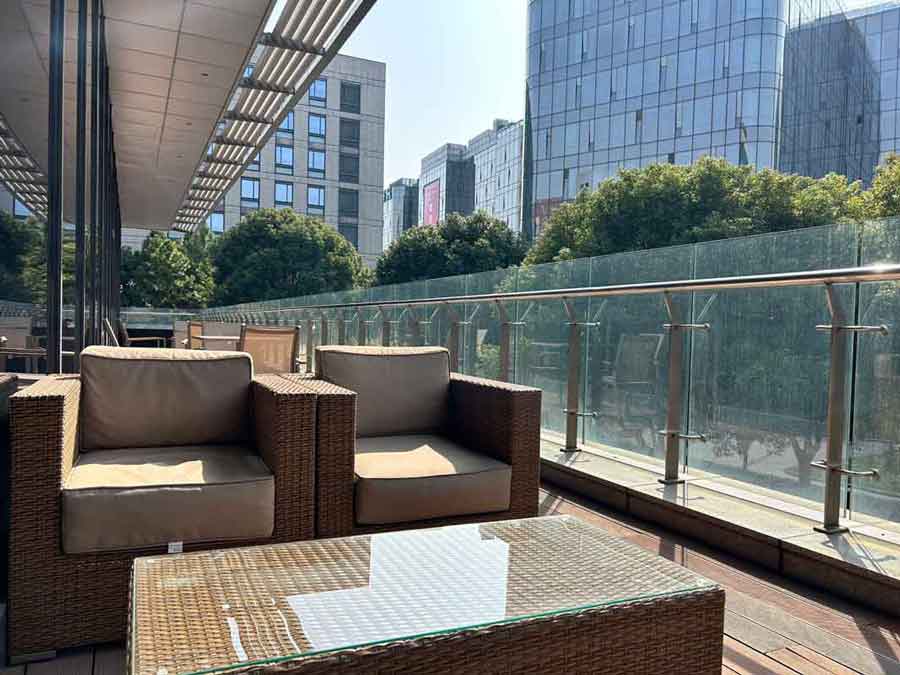 H space(冠捷大厦)阳台