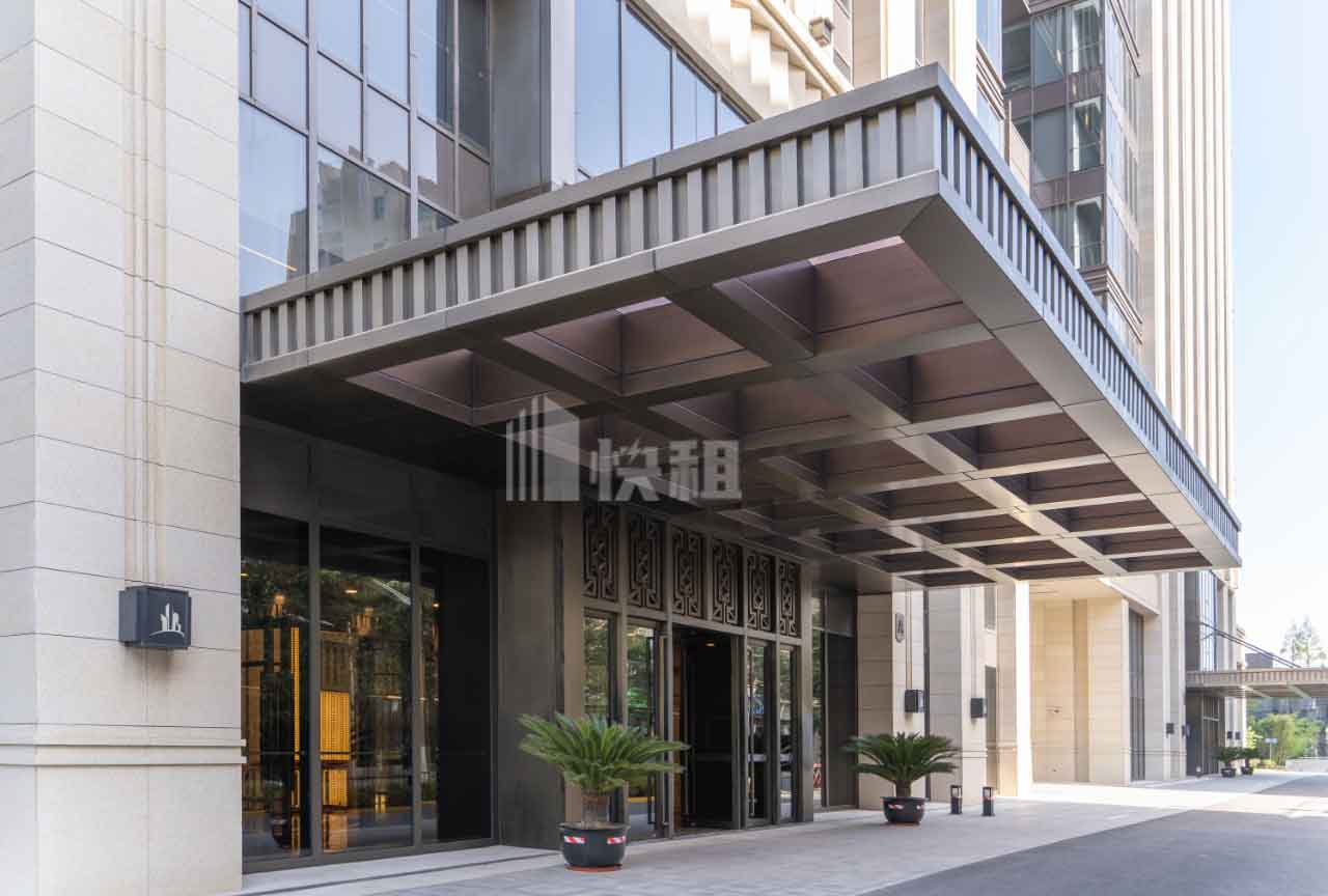 大连路壹中心正门