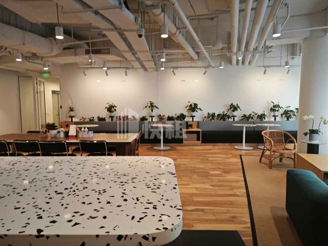 新梅联合广场共享办公室公共区域