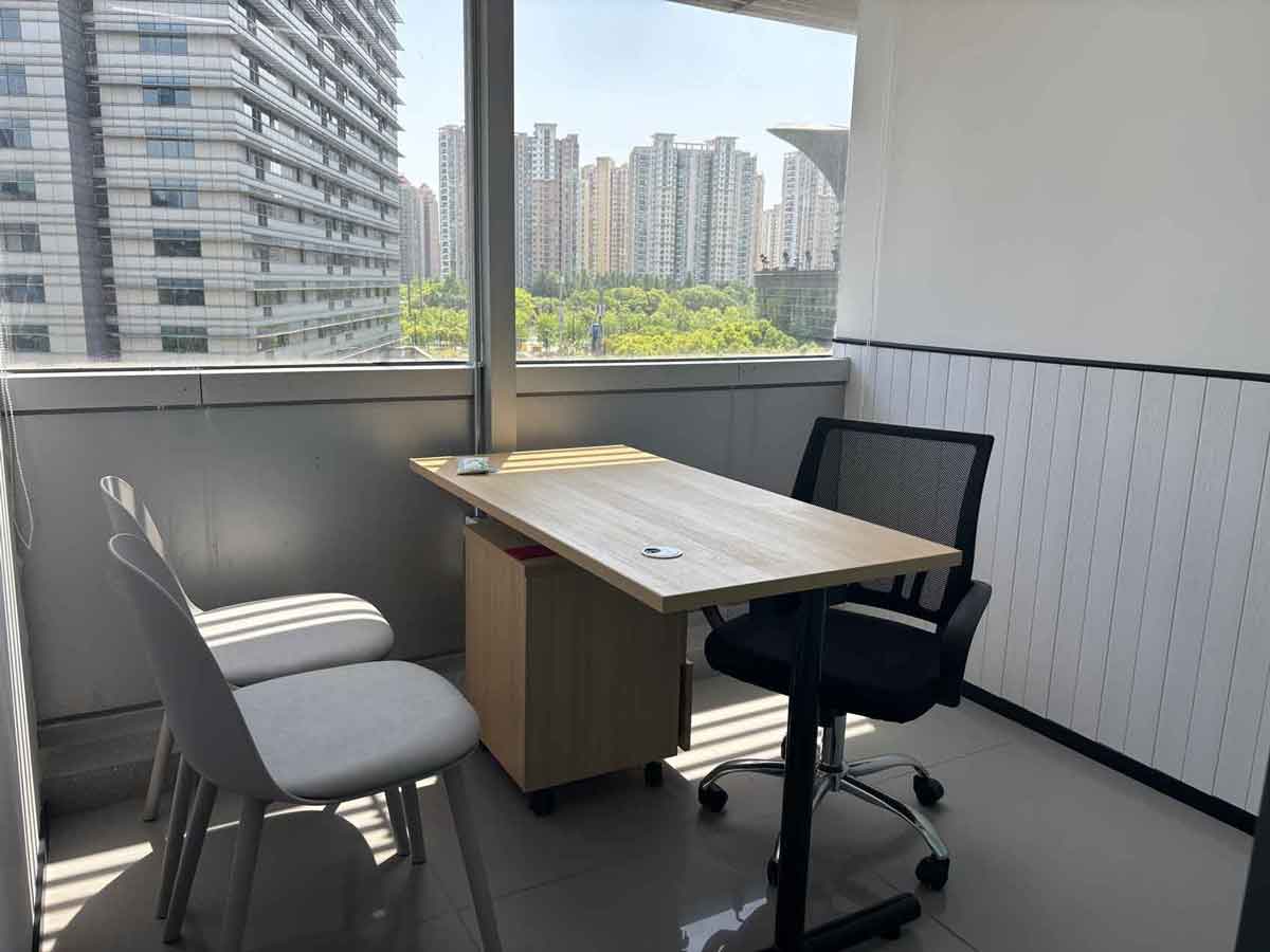 创富港(海亮大厦)外侧2人间