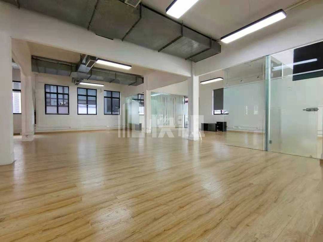 16652422324688_634194787275d