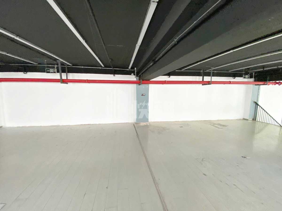 16652430890139_634197d10362b